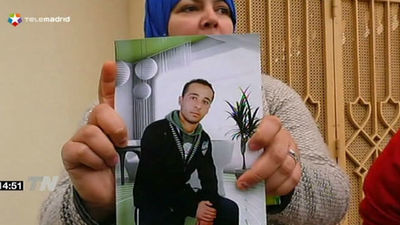 El presidente de Túnez confirma que fueron tres terroristas y que uno está huido