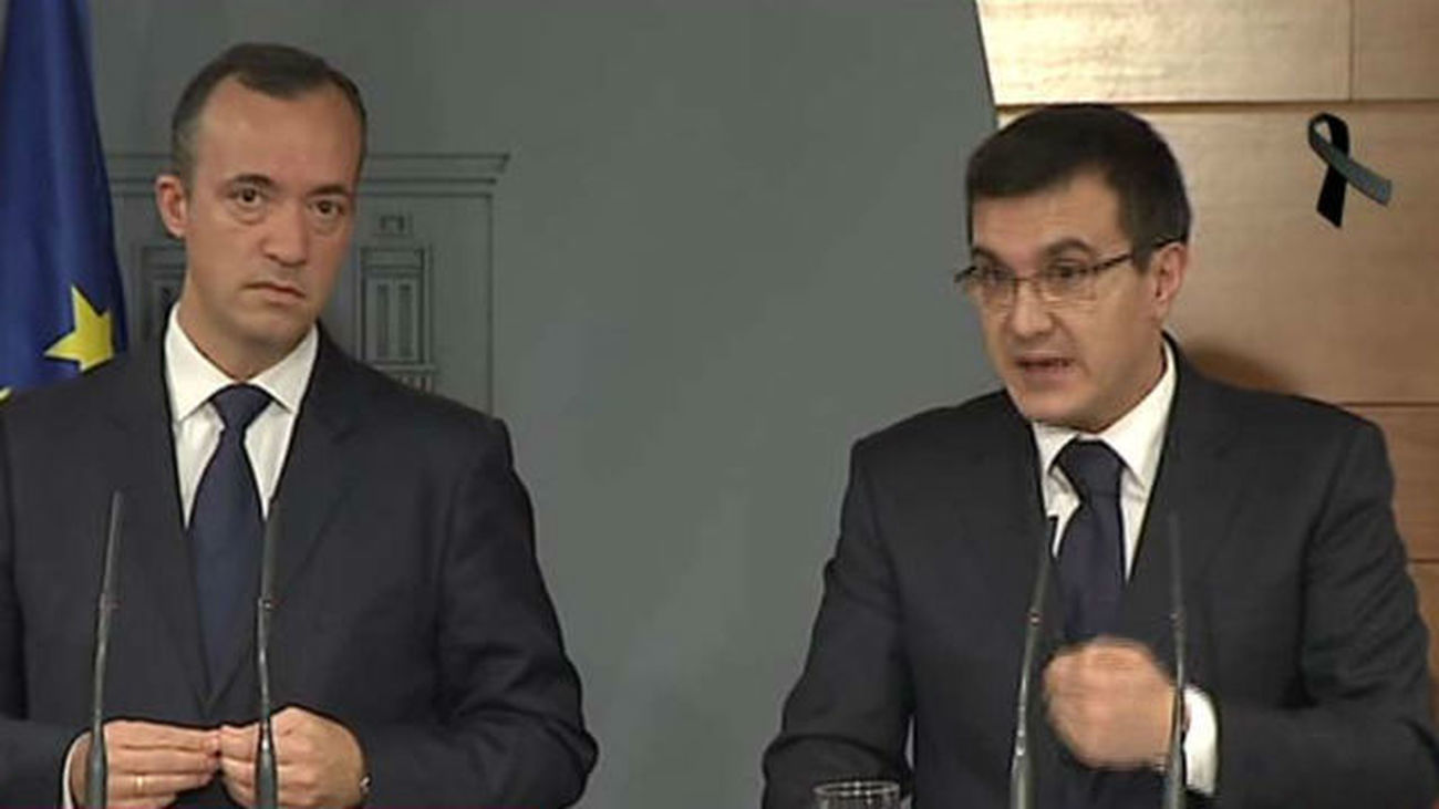 El Gobierno rebaja a 50 la cifra de españoles muertos en el accidente aéreo