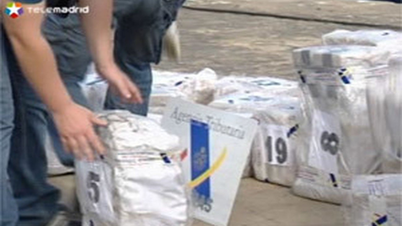 La Policía confiscó el pasado año casi 1.000 kilogramos de droga en Barajas