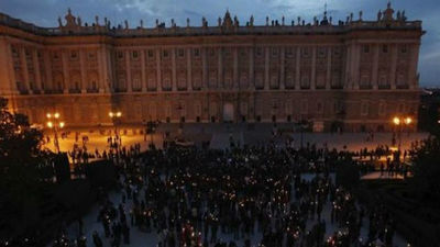 Madrid se apaga en la Hora del Planeta contra el cambio climático