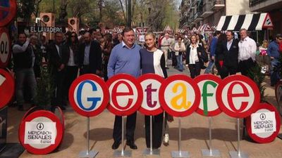 Cifuentes y Soler inauguran el Mercado de Señales de Getafe