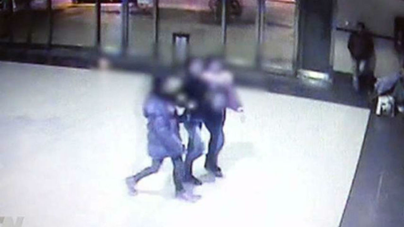 Detenida una mujer que robaba a menores y para disimular se despedía con dos besos