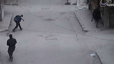 Terroristas del Daesh atacan un campamento de refugiados palestinos en Siria