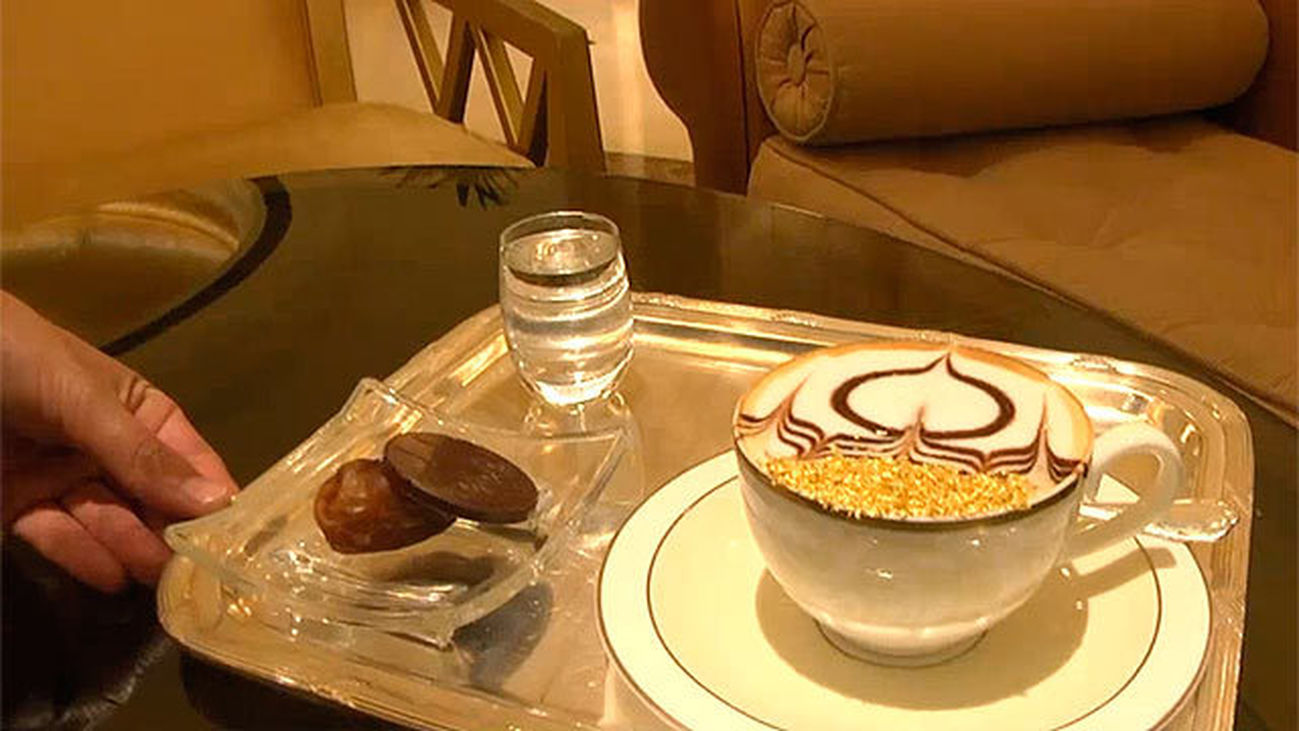 ¿Hace un cafelito... con pepitas de oro?