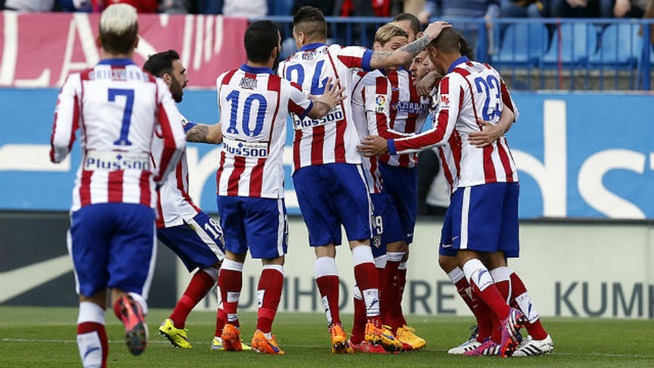 La grada del Calderón ya mira la 'Champions'