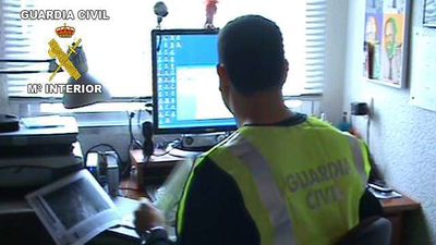 Detenidas 17 personas por distribuir imágenes de contenido pedófilo en Internet