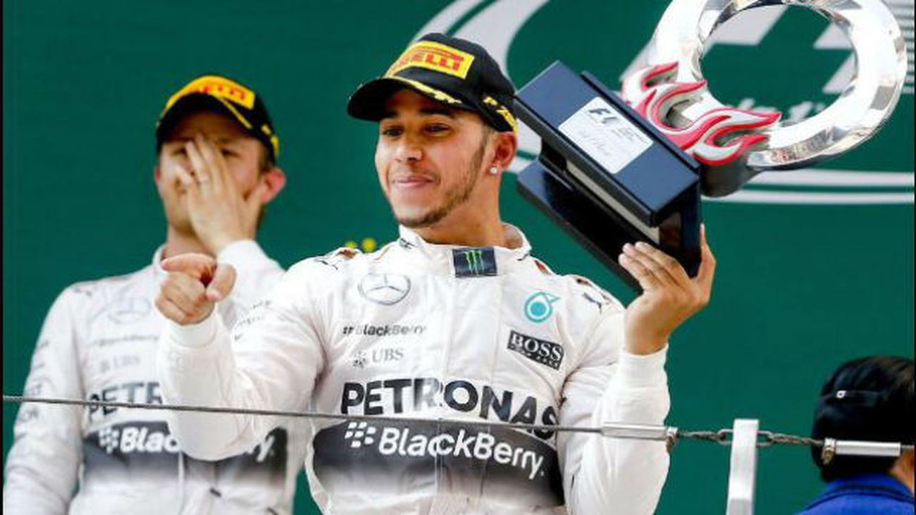 Hamilton vuelve a ser imbatible en China, y Alonso acaba 12º