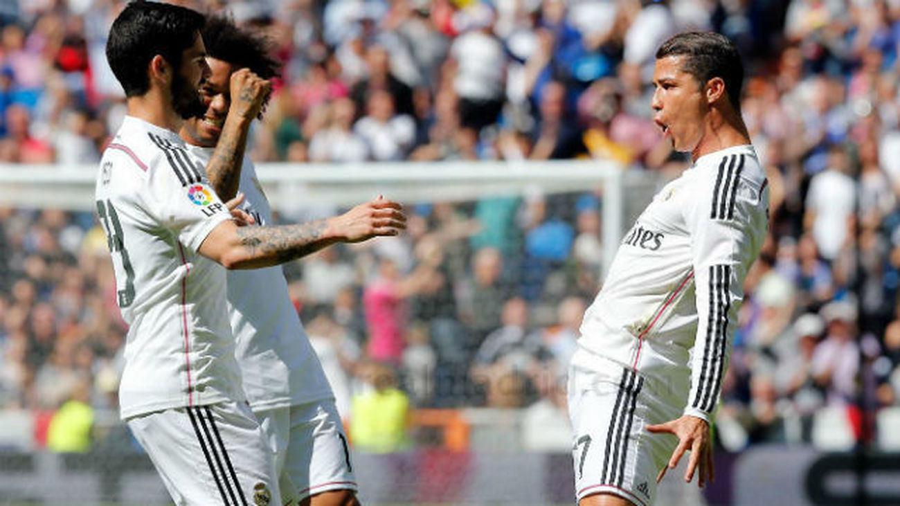 3-0. El Real Madrid golea al Eibar y reduce diferencias con el Barça