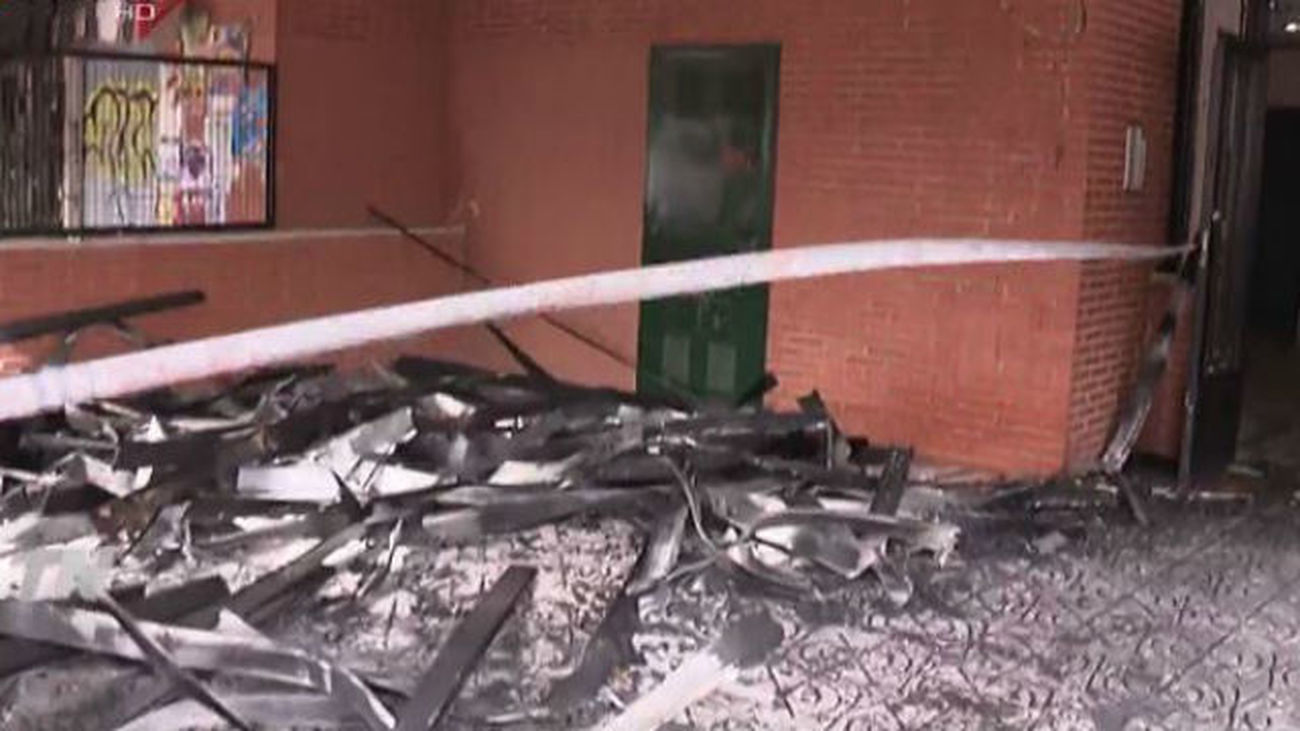 Atendidas 50 personas por inhalación de humo en un incendio en Torrejón de Ardoz