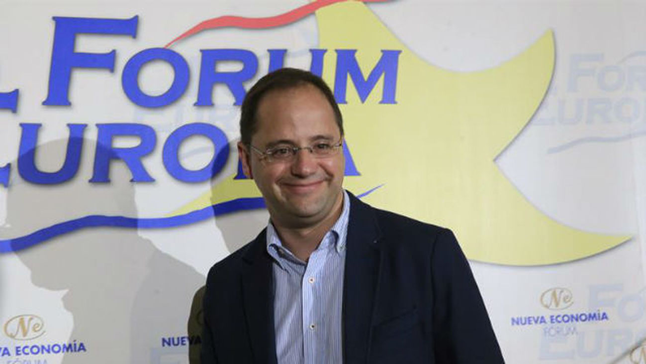 César Luena sobre pactos: "Nos verán con todos menos con el PP"