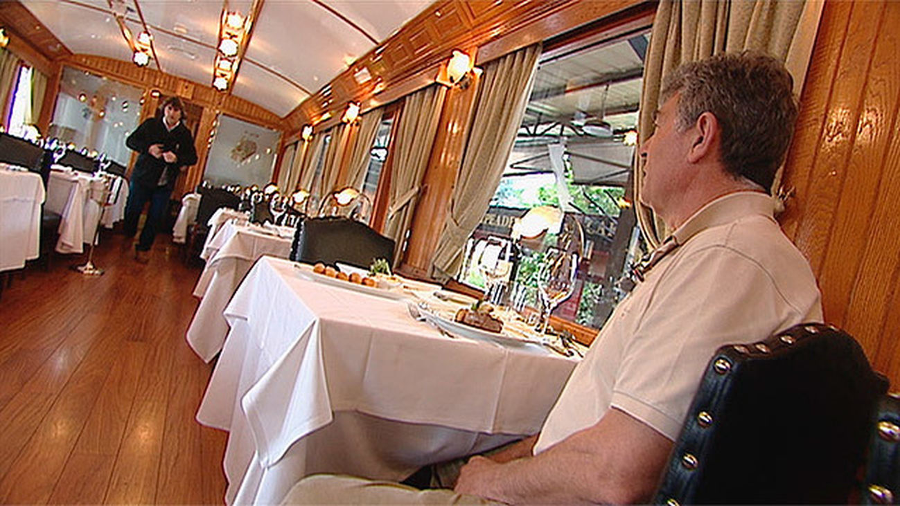 Hoyo de Manzanares: cena romántica en 'El Vagón de Beni'