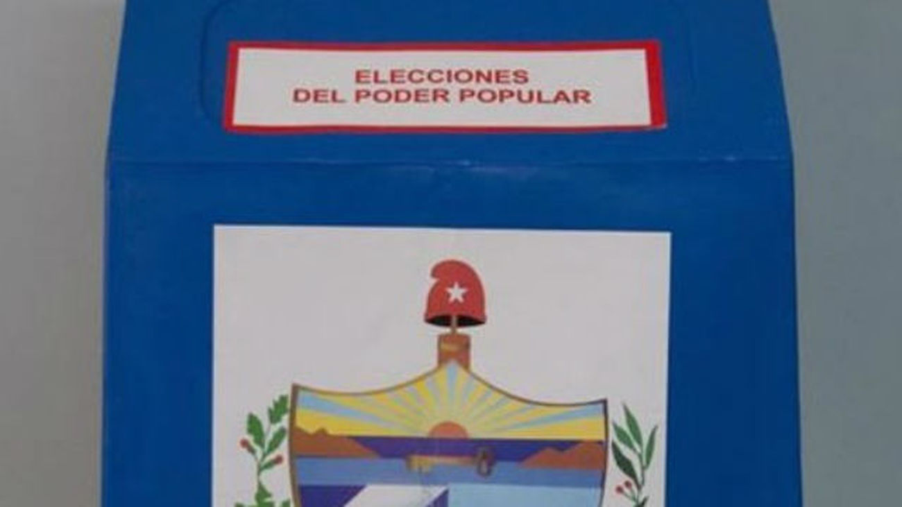 Dos disidentes cubanos concurren por primera vez a unos comicios