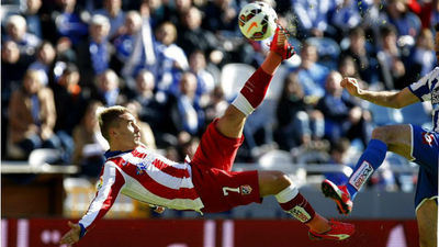 1-2. Dos goles de Griezmann acaban con el Deportivo