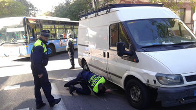 Una mujer muy grave al ser arrollada por una furgoneta en la calle Vallehermoso