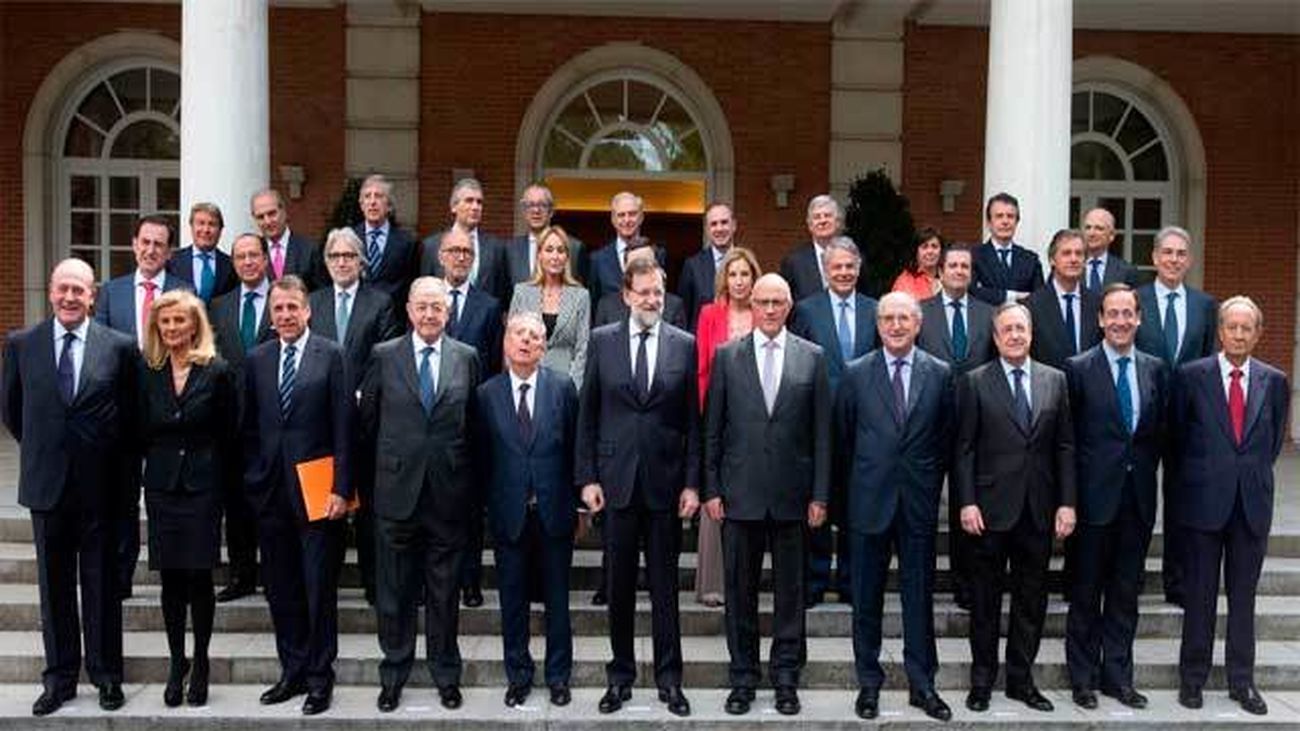 Rajoy con los miembros del Foro de empresas "Puente Aéreo"
