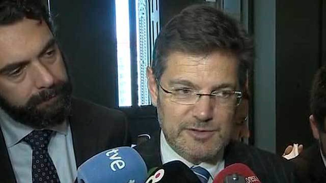 Catalá: "Hay que reflexionar si debe sancionarse publicar informaciones bajo secreto"