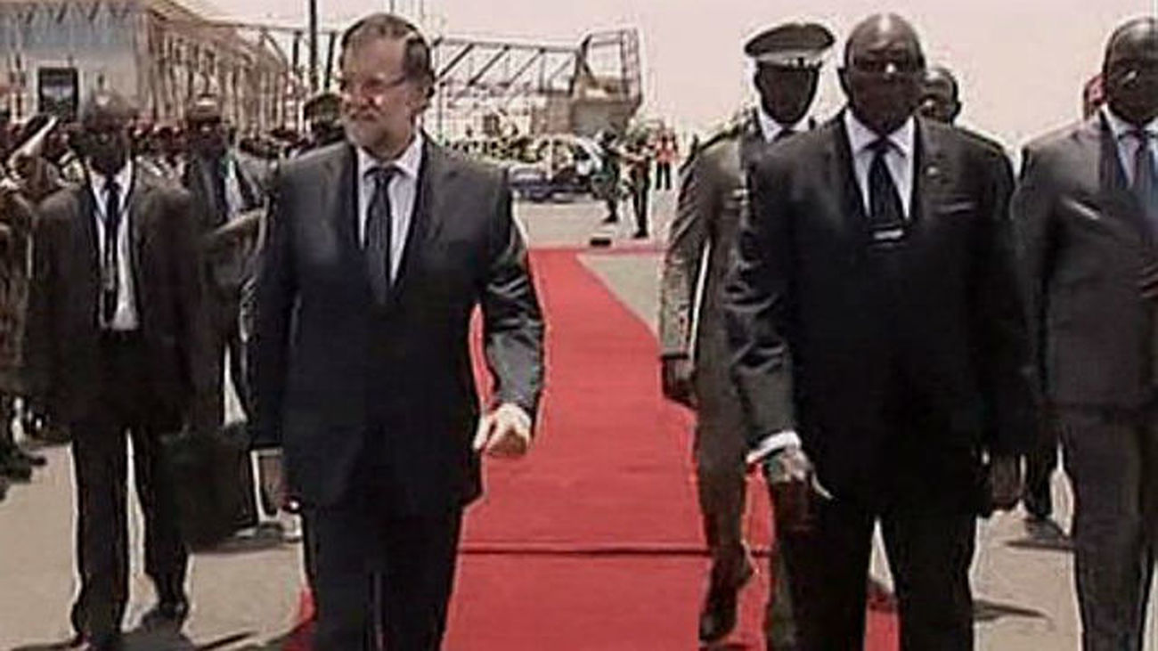 Rajoy: "España está en Mali defendiendo derechos y libertades de los españoles"