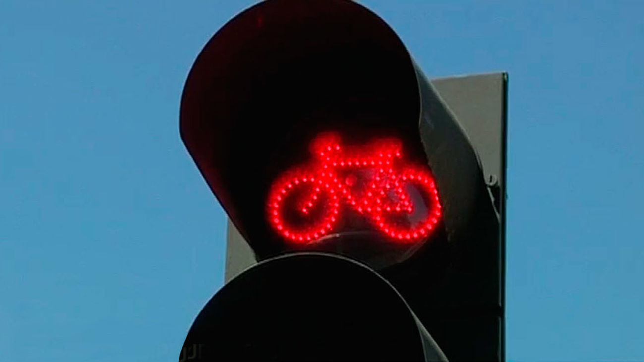 ¿Respetan los ciclistas las normas de circulación?