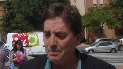 Montero (IU) promete recuperar 15.000 puestos perdidos en educación y sanidad