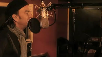 Los Secretos toman "prestadas" 12 canciones para versionar en su nueva gira