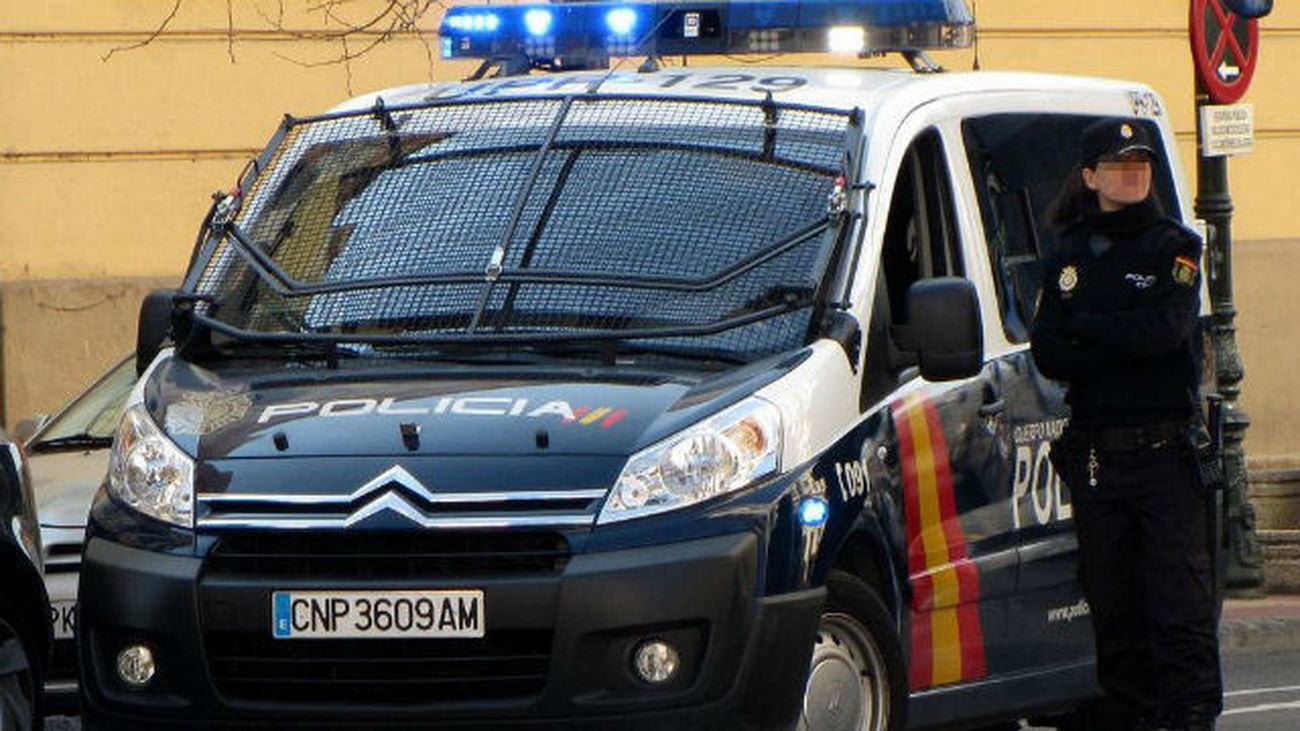 Detenidos dos individuos tras una  persecución en moto por el distrito de Hortaleza