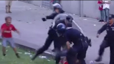 Brutal agresión a un padre delante de sus hijos en Portugal