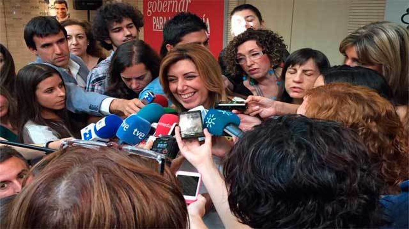 Susana Díaz pide al PSOE que en los pactos no esté "frente a nadie, ni en un bloque"