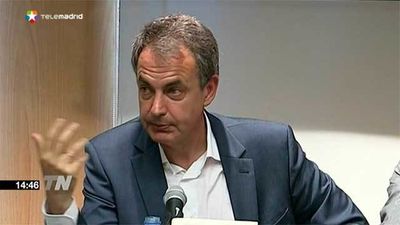 Zapatero aboga por ofrecer una "agenda de diálogo" político a Cataluña