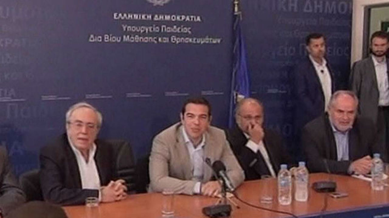 Grecia dice que puede pagar los 300 millones al FMI y que no lo hace por decisión política