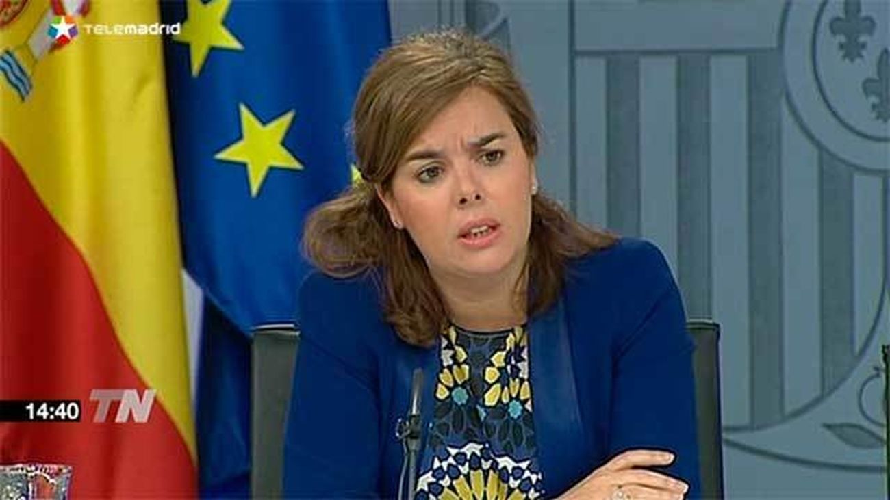 El Gobierno "muy preocupado" por la "deriva" del PSOE hacia la izquierda radical