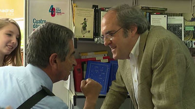 Gabilondo firma en la Feria del Libro