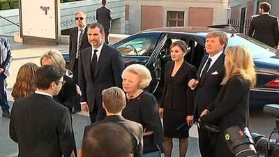 La infanta Cristina reaparece junto a los reyes en el funeral de Kardam de Bulgaria