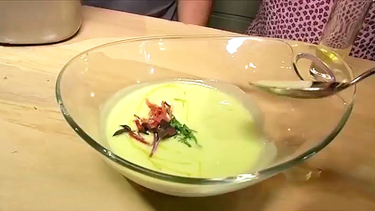 Receta de sopa fría de melón con jamón