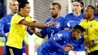 0-1. James gana el duelo a un Neymar desquiciado