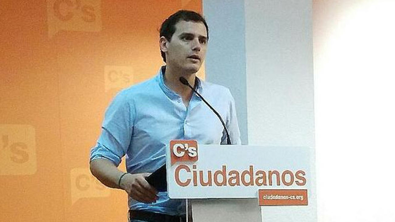Ciudadanos se presenta a las elecciones para "reformar España y ganar a Mas el 27S"
