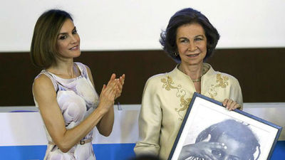 La reina Letizia agradece a doña Sofía su labor en Unicef: "Me lo has puesto muy difícil"