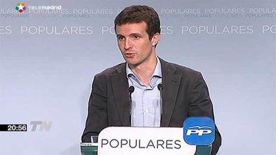 Rajoy pide al PP "trabajar, explicar y comunicar"
