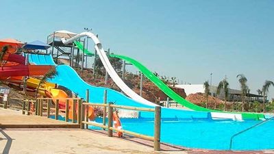 Muere un niño de 8 años en la piscina de un parque acuático de Murcia