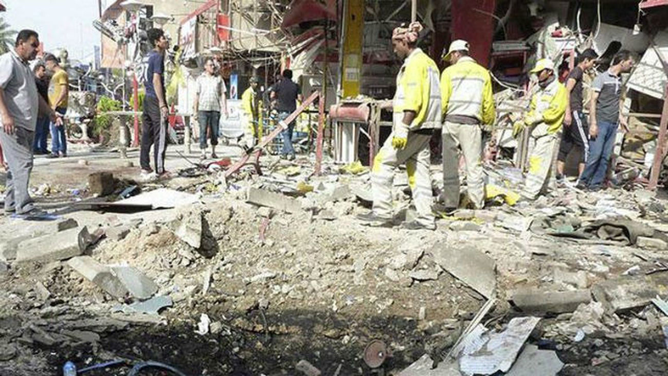 Al menos 25 muertos en el atentado contra una mezquita chií en Kuwait