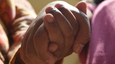 Cuba, primer país del mundo en eliminar transmisión del sida de madre a hijo