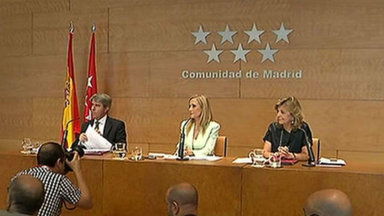 La Comunidad de Madrid destaca que junio tuvo la mayor caída del paro desde 2002