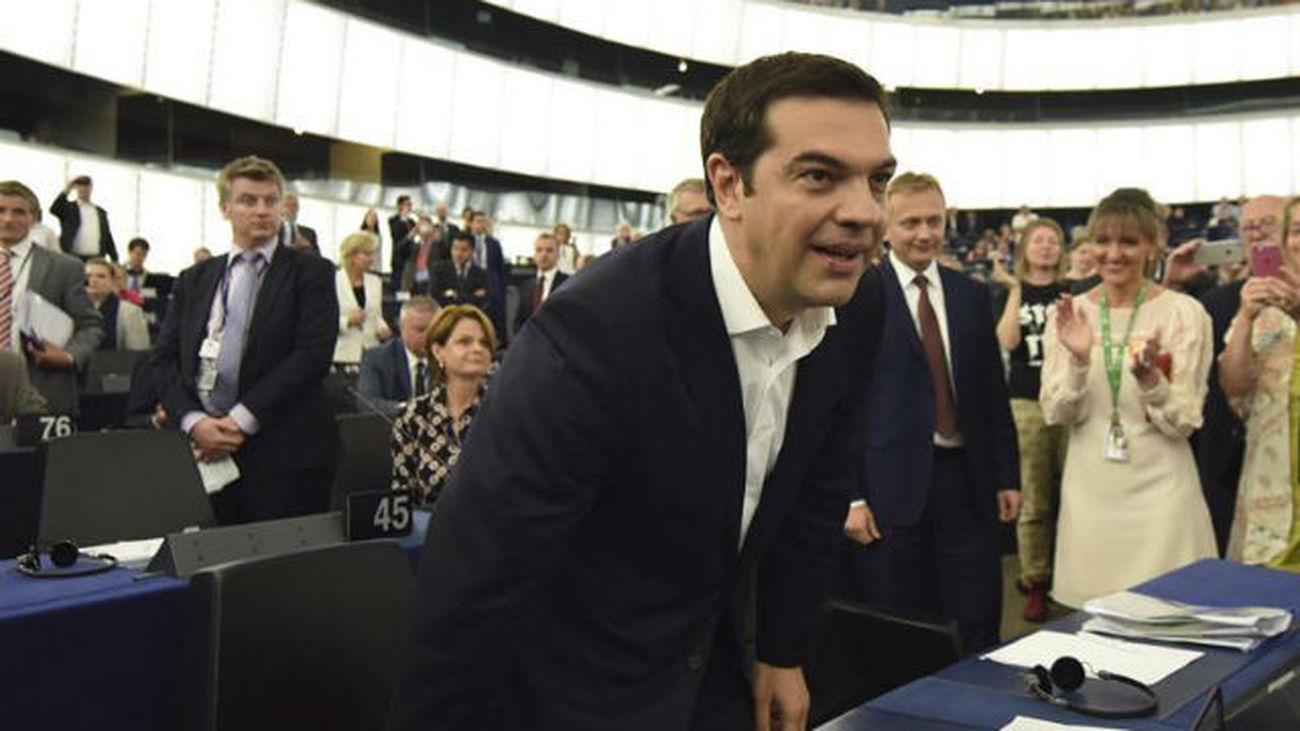 Tsipras promete reformas "creíbles" y pide un acuerdo que evite una "ruptura histórica"