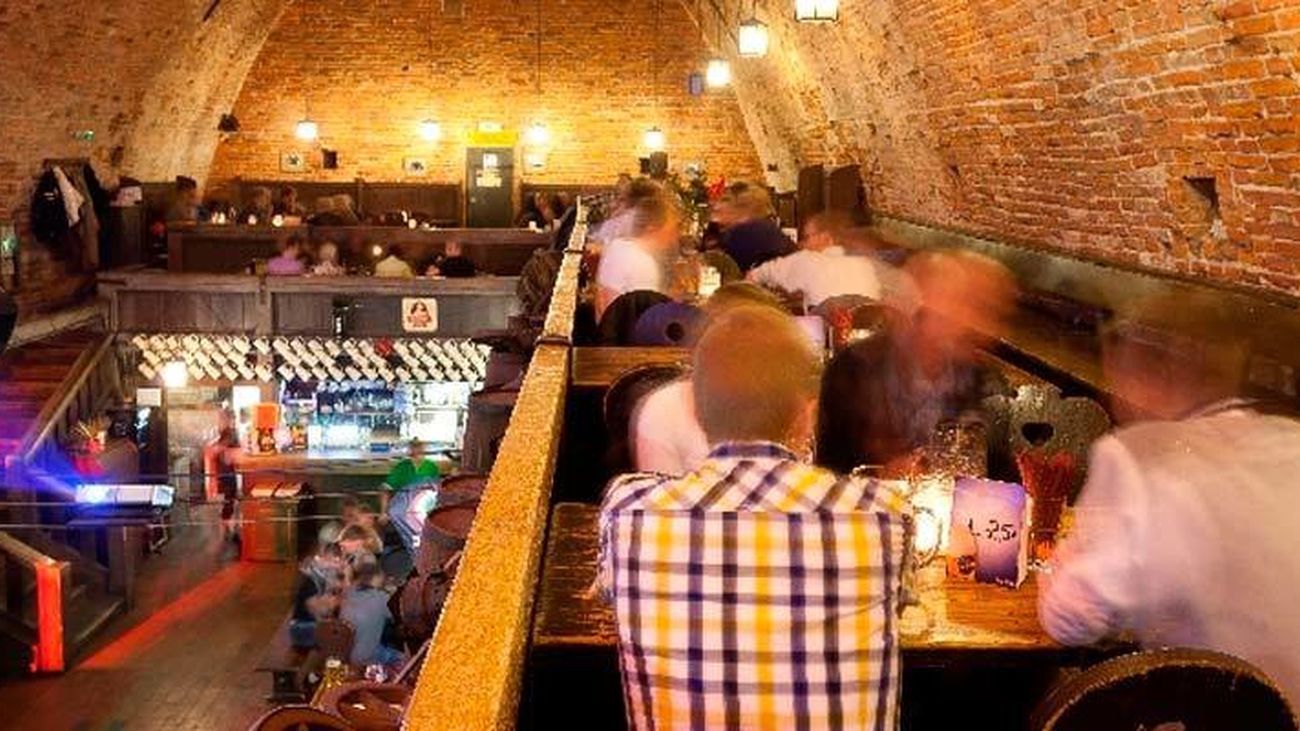 Püssirohukelder, el pub más alto del mundo