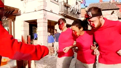 A lo Walking Dead a cambio de un pollo asado