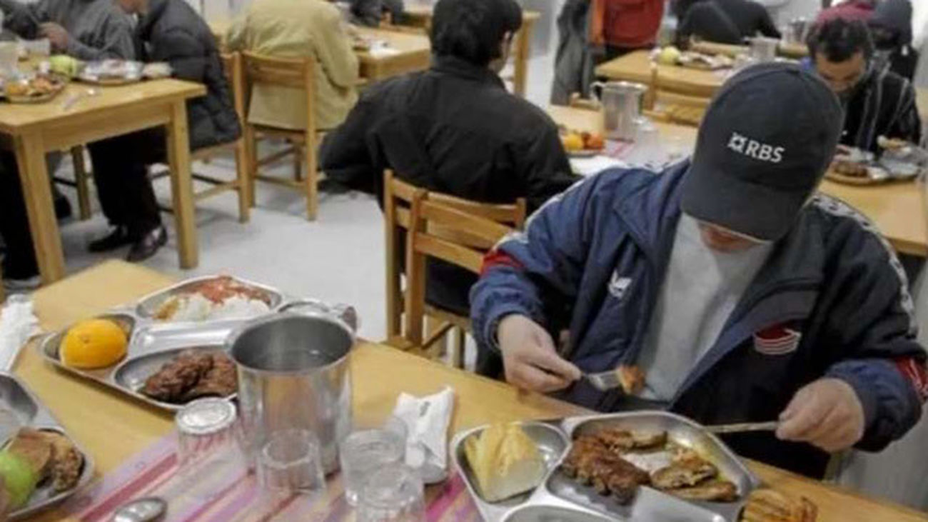 Los partidos se lanzan a una puja en busca del voto social