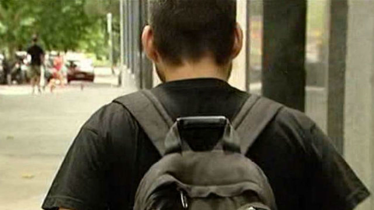 El juez ratifica prisión sin fianza para el "violador de la mochila negra"