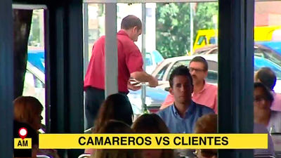 Camareros y clientes, una relación de amor y odio