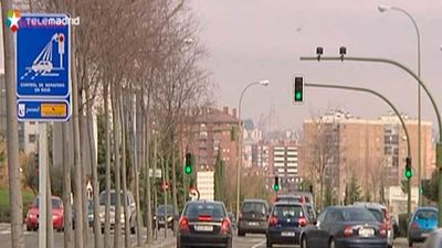 El Ayuntamiento instalará otros 14 semáforos con cámaras en Madrid