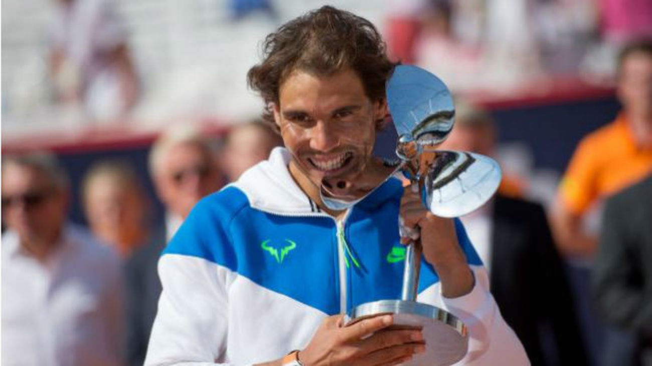 Nadal resurge en Hamburgo