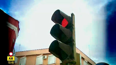 ¿Cuántos años cumplen los semáforos?